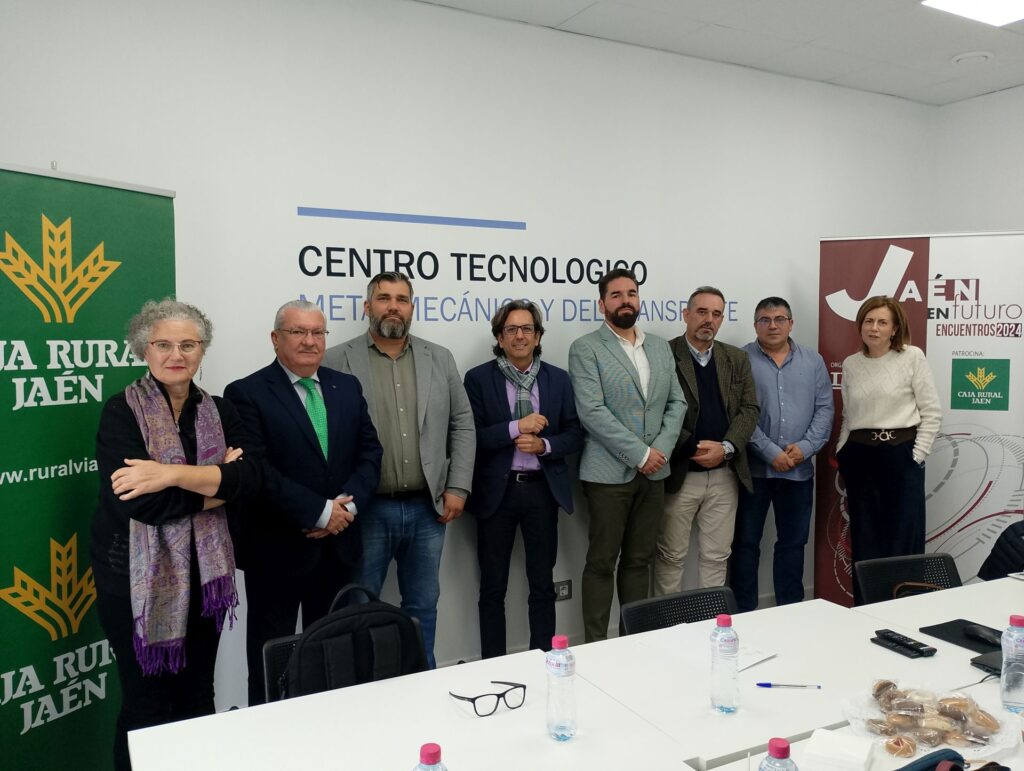 De izquierda a derecha; Remedios Morente, Patricio Lupiáñez, Víctor Martínez, Miguel de la Torre, Juan José Ruz, Andrés Sánchez, Francisco Javier Masa y Mª José Jiménez